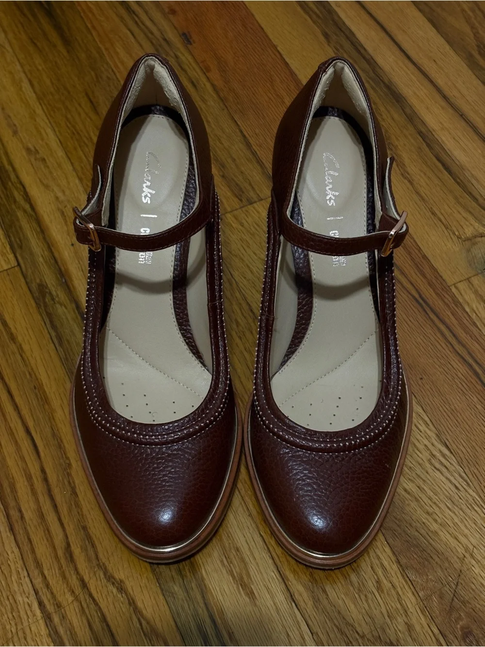 Clarks Ellis Mae brown leather Mary Jane pumps